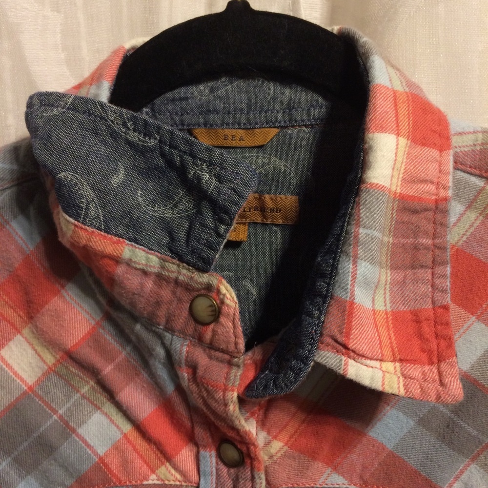Jach’s Girlfriend Flannel Snap Tab Shirt - Picture 4 of 8